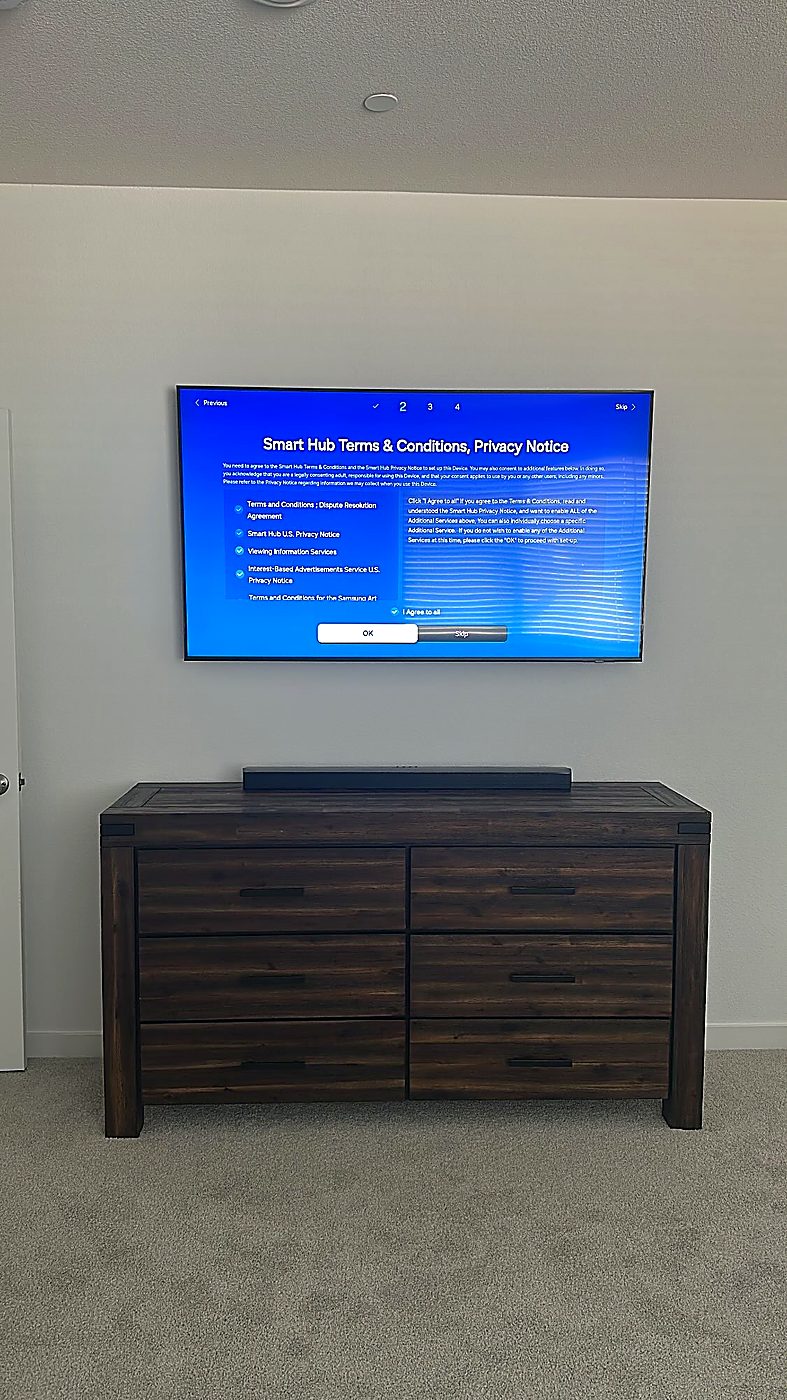 Bedroom Mount · Dark Wood Dresser